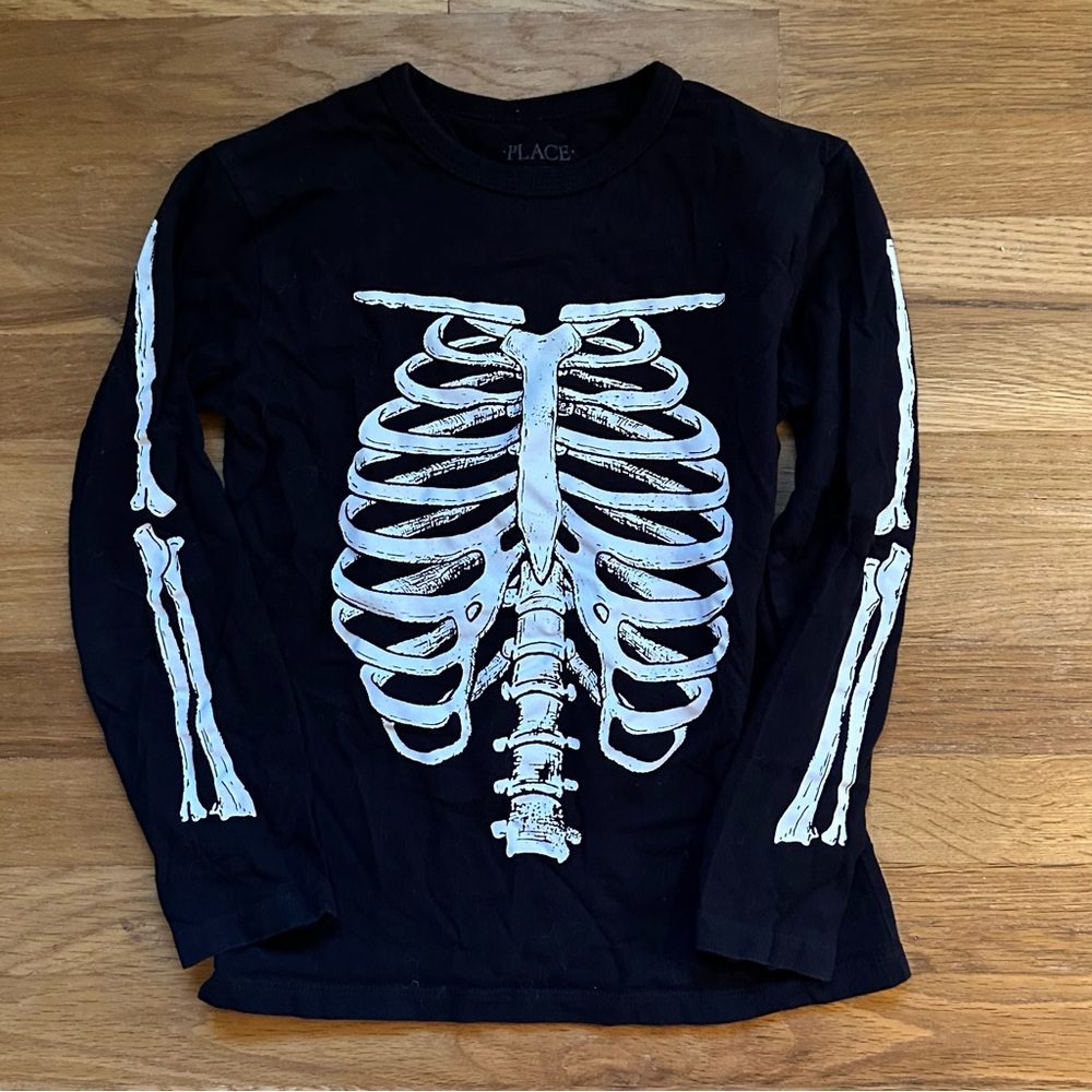 The Children’s Place Skeleton long sleeve t-shirt-Size 7/8 boys